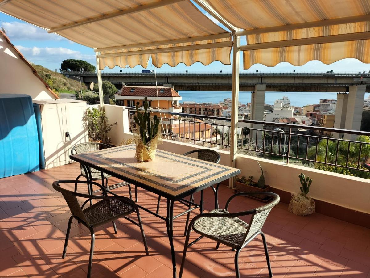 Casa Vacanza Da Rosa Letojanni Ngoại thất bức ảnh