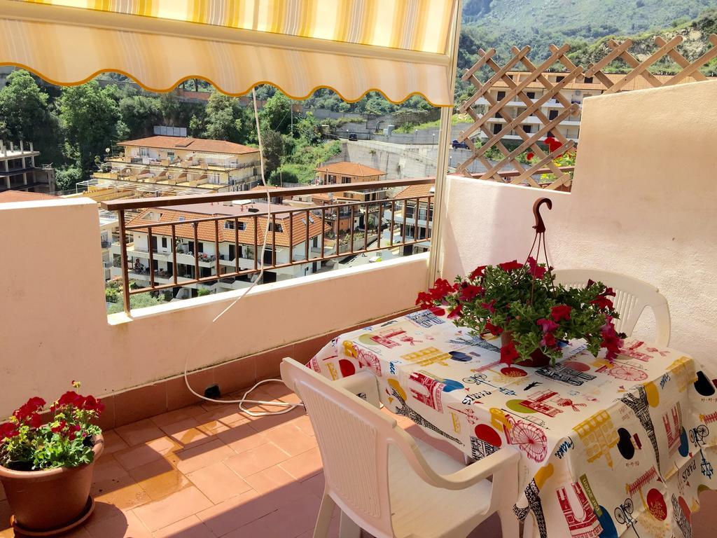 Casa Vacanza Da Rosa Letojanni Ngoại thất bức ảnh