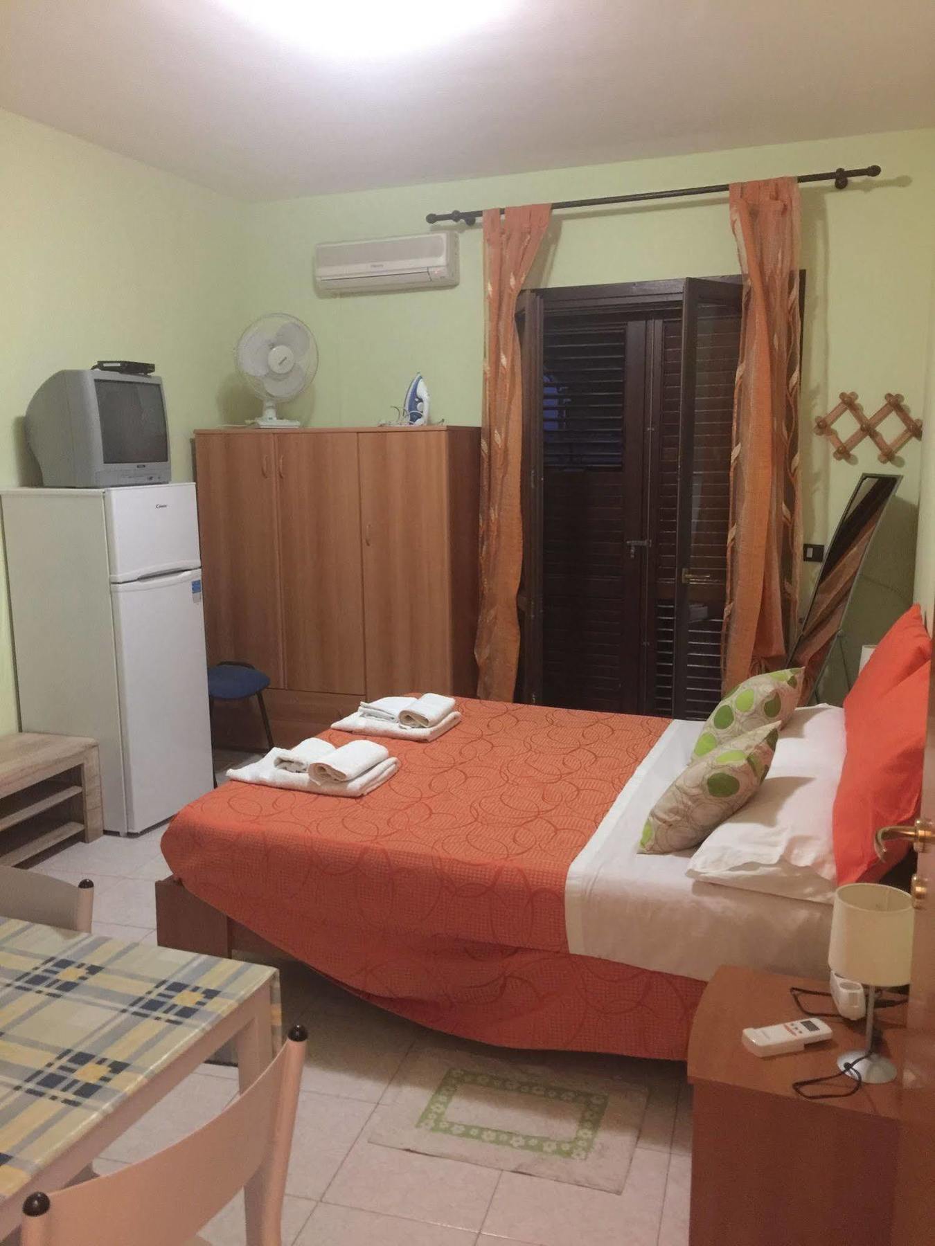 Casa Vacanza Da Rosa Letojanni Ngoại thất bức ảnh
